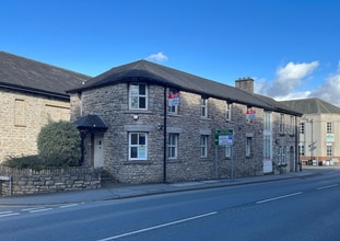 Sandes Ave, Kendal à louer Photo du bâtiment- Image 1 de 2