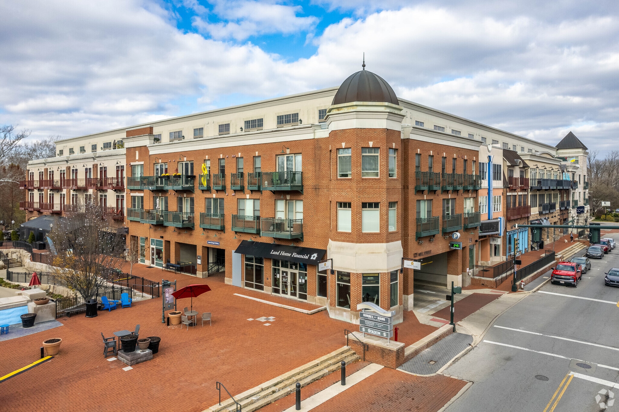 121 Mill St, Gahanna, OH for lease Primary Photo- Image 1 of 8