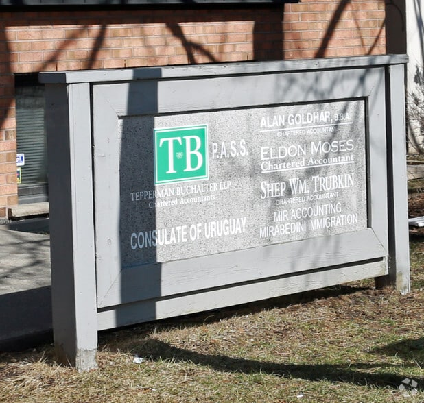 300 Sheppard Ave W, Toronto, ON à louer - Autre - Image 2 de 4