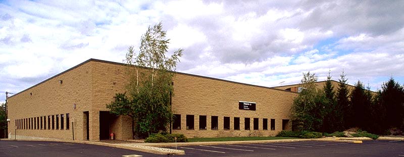 4 Pearl Ct, Allendale, NJ à vendre - Photo du bâtiment - Image 2 de 8