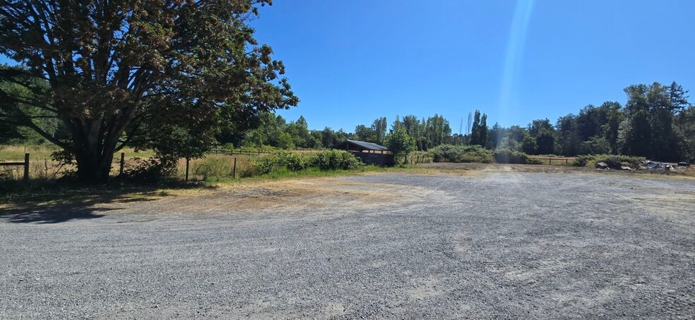 10404 229th St E, Graham, WA à louer - Photo du bâtiment - Image 3 de 14