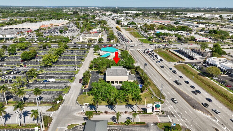 3200-3600 SE Federal Hwy, Stuart, FL à louer - Aérien - Image 2 de 8