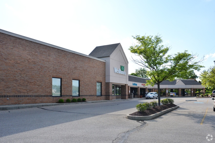 717-729 Reading Rd, Mason, OH à vendre - Photo du bâtiment - Image 3 de 14