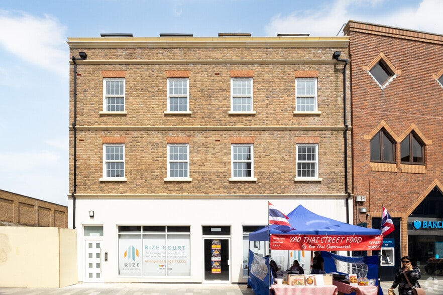 94-96 High St, Maidenhead for lease - Building Photo - Image 2 of 5