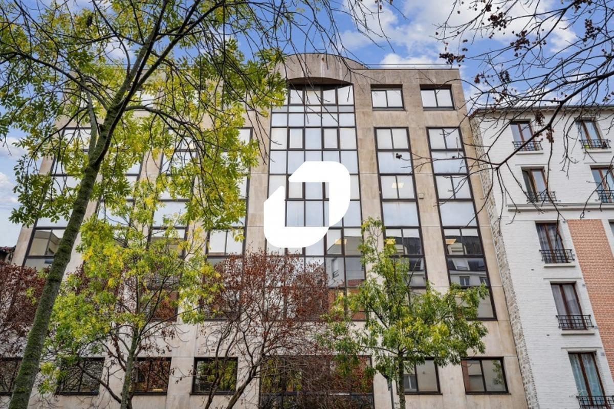 Office in Issy-les-Moulineaux for sale Building Photo- Image 1 of 12