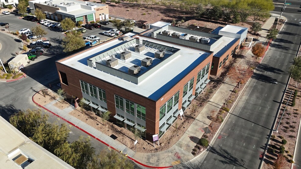 1180 E Sunset Rd, Henderson, NV for lease - Building Photo - Image 2 of 11