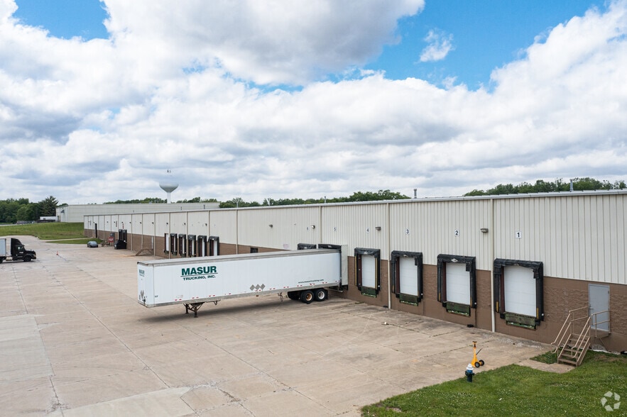 119 Northeast Dr, Loveland, OH for sale - Building Photo - Image 3 of 5