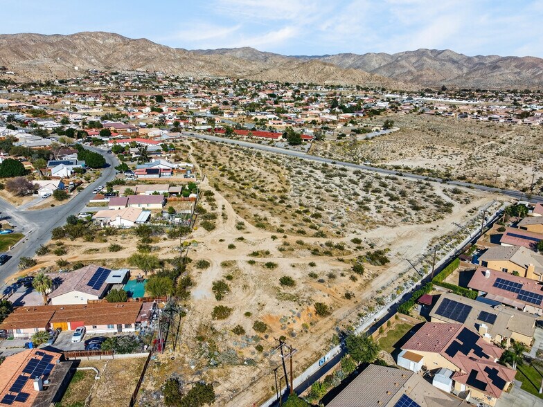 0 Mountain View, Desert Hot Springs, CA à vendre - Photo du bâtiment - Image 2 de 7