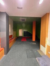 Retail in Sabadell, Barcelona for lease Interior Photo- Image 2 of 5