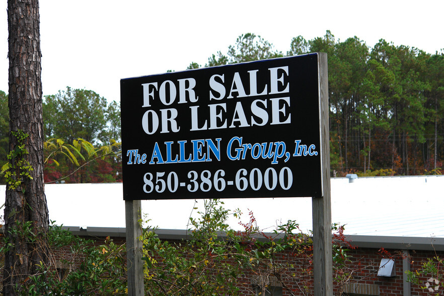 1901 Commonwealth Ln, Tallahassee, FL à vendre - Photo du bâtiment - Image 3 de 4