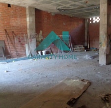 Retail in Cáceres, Cáceres for lease Interior Photo- Image 2 of 5