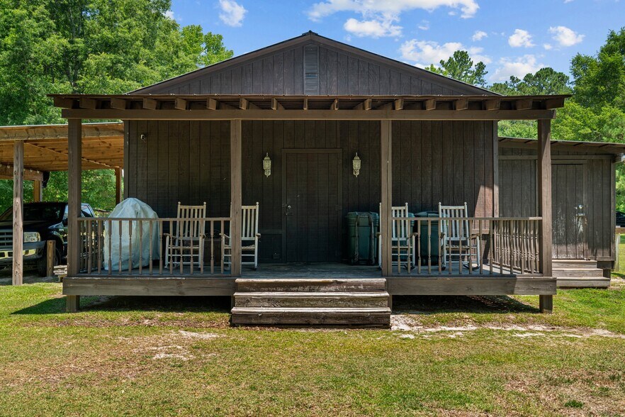 131 Amelia Ln, Holly Springs, NC à vendre - Photo du bâtiment - Image 2 de 25