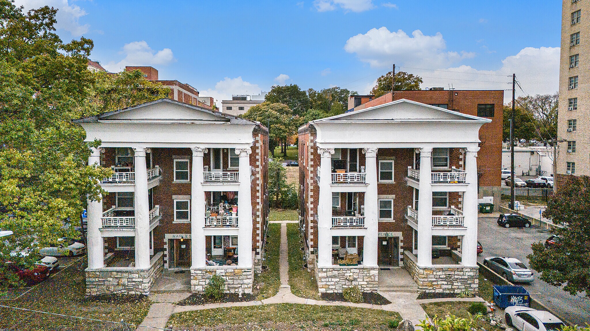 3516 Central St, Kansas City, MO à vendre Photo principale- Image 1 de 1