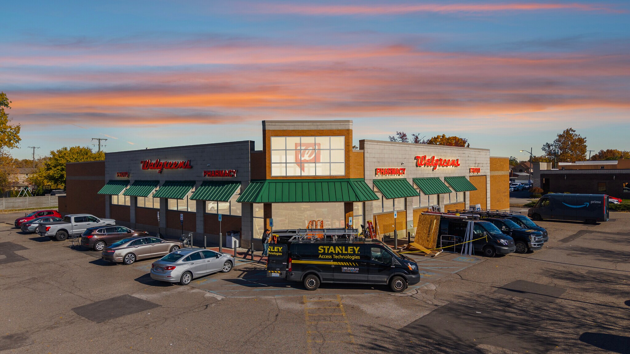 25700 Ford Rd, Dearborn Heights, MI à vendre Photo principale- Image 1 de 5