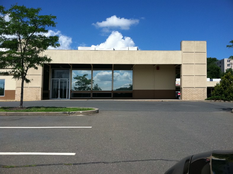 2380-2400 Dixwell Ave, Hamden, CT for lease - Building Photo - Image 1 of 7