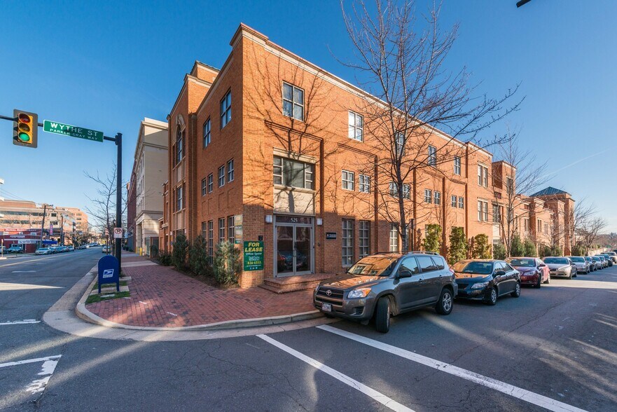 525 Wythe St, Alexandria, VA à louer - Photo du bâtiment - Image 2 de 2