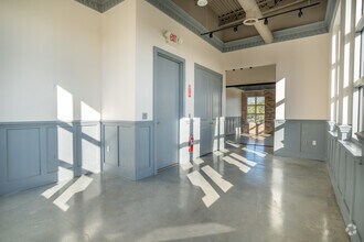 1001 S Fort Harrison Ave, Clearwater, FL à louer Photo intérieure- Image 2 de 28