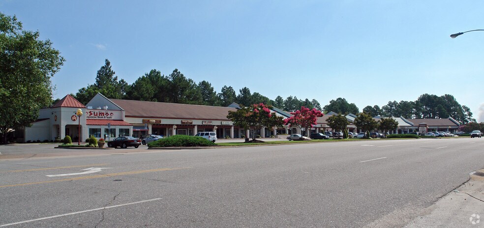 301-415 N Spence Ave, Goldsboro, NC à louer - Photo principale - Image 1 de 12