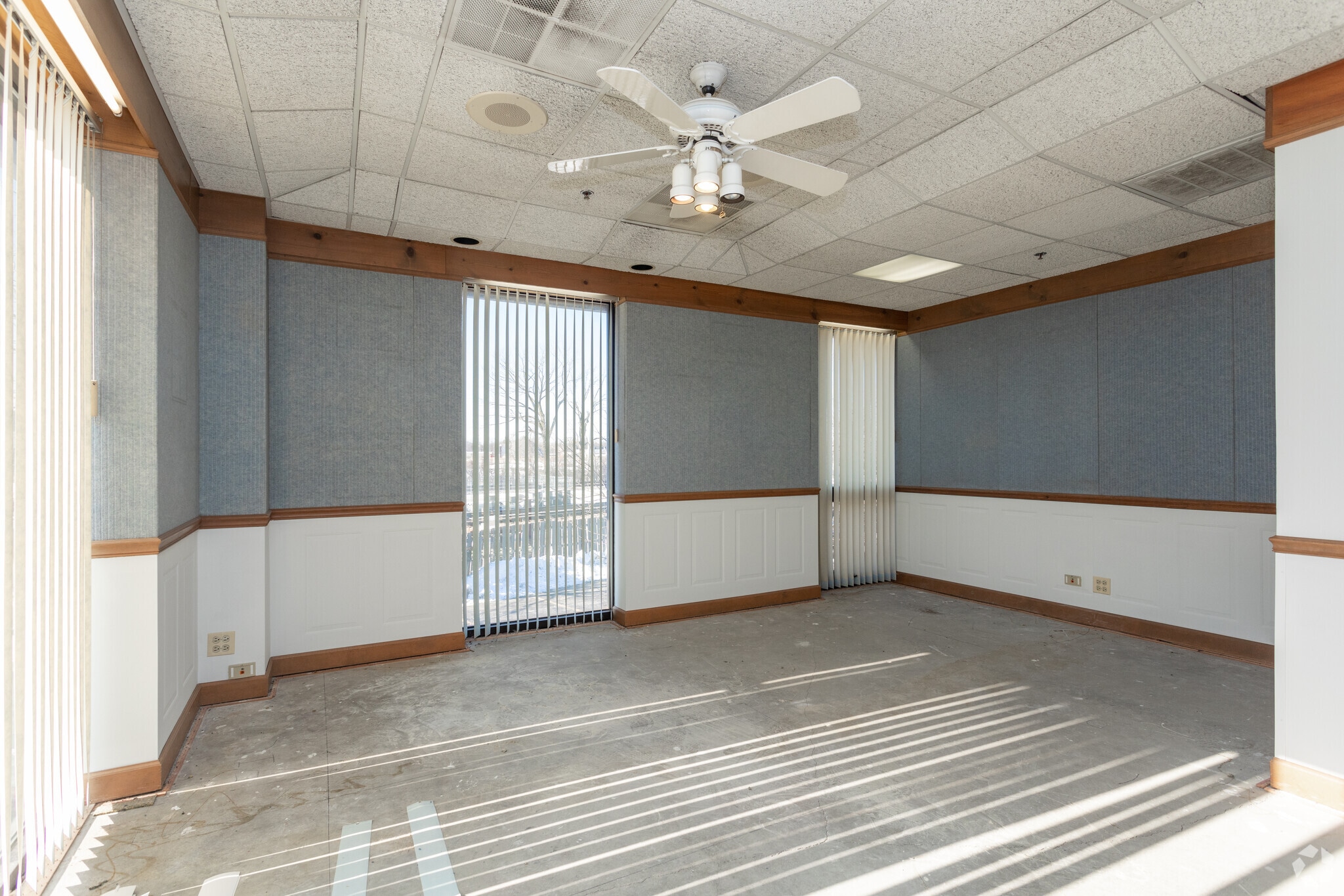 1828-1892 Techny Ct, Northbrook, IL à louer Photo intérieure- Image 1 de 2