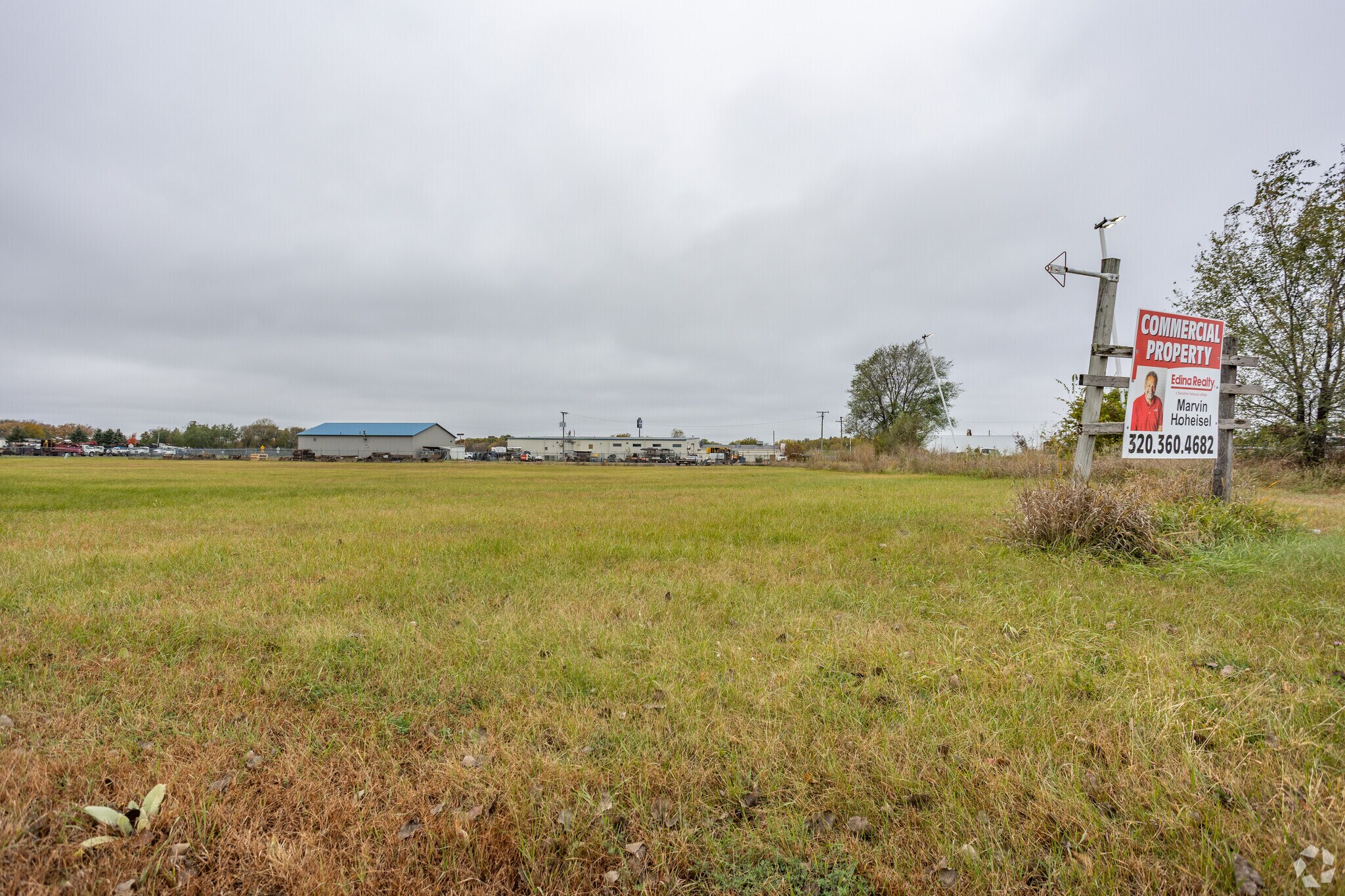 1701 Mary Anne Ave, Little Falls, MN à vendre Photo principale- Image 1 de 2