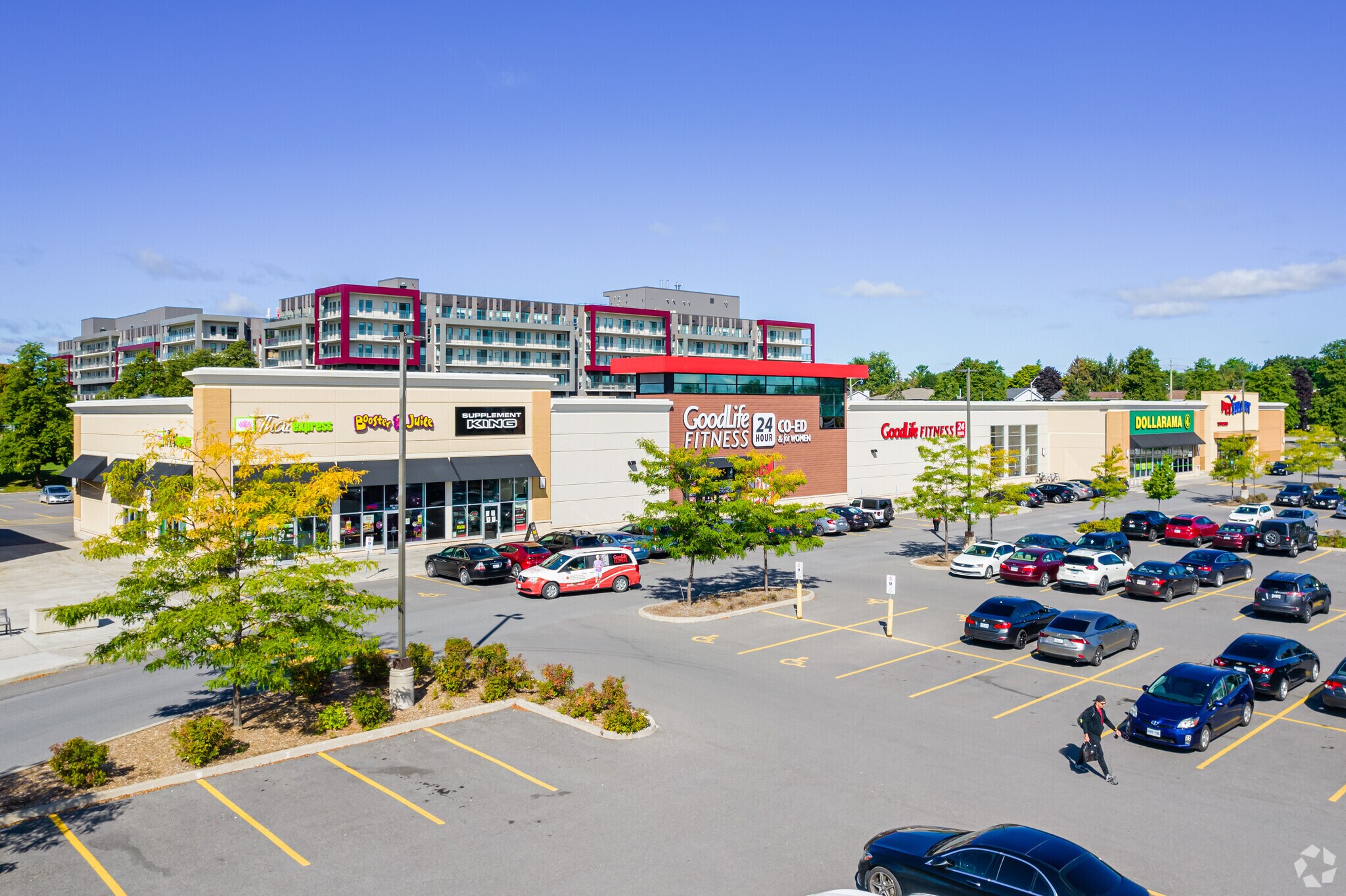 1600 Heron Rd, Ottawa, ON à vendre Photo principale- Image 1 de 1