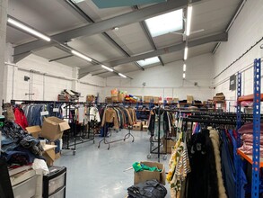 North End Rd, Yatton à louer Photo du bâtiment- Image 2 de 4