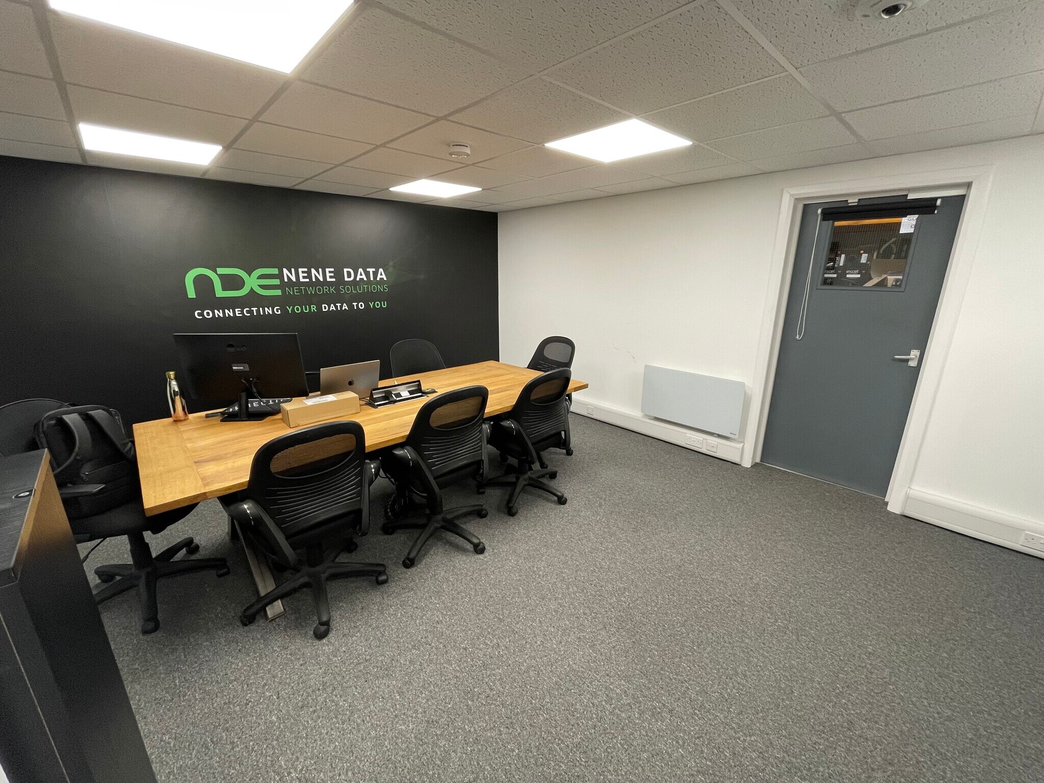 1 Owl Close, Northampton for lease Interior Photo- Image 1 of 2