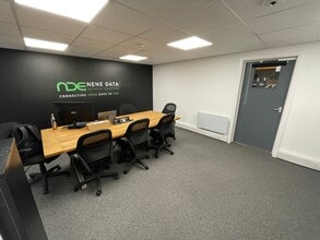 1 Owl Close, Northampton for lease Interior Photo- Image 1 of 2