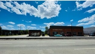 Plus de détails pour 217-219 W Russell St, Fayetteville, NC - Industriel à vendre