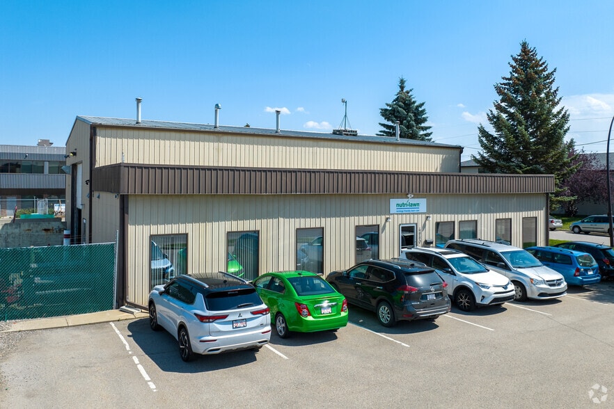 4980 28th St SE, Calgary, AB for sale - Primary Photo - Image 1 of 14