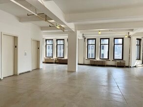561 Seventh Ave, New York, NY for lease Interior Photo- Image 2 of 5