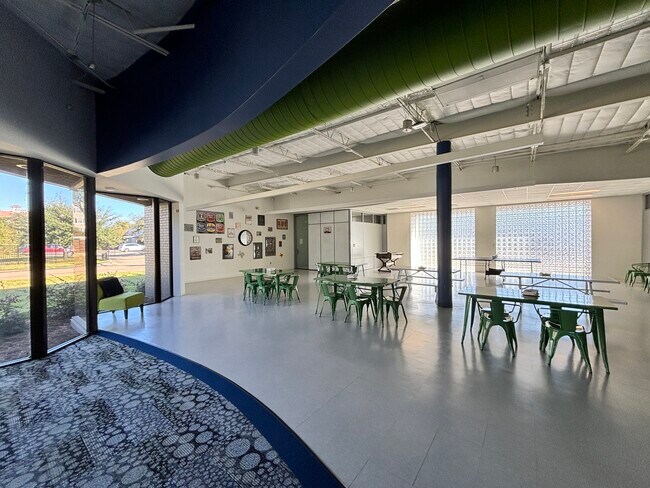 Plus de détails pour 6801 Portwest Dr, Houston, TX - Local d'activités à louer