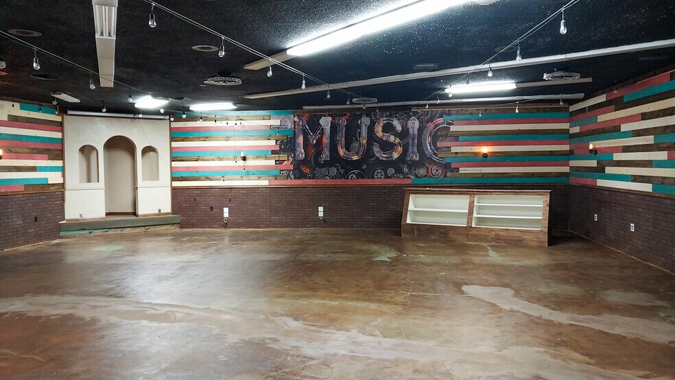 120 NW 304 Loop, Crockett, TX à vendre - Photo du bâtiment - Image 2 de 14