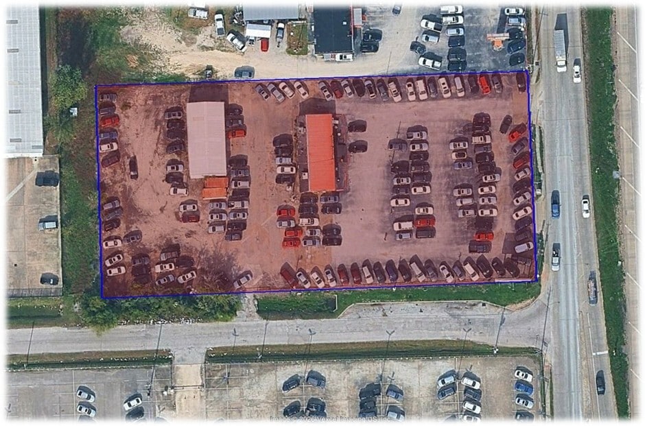 8479 North Fwy, Houston, TX for lease Primary Photo- Image 1 of 13