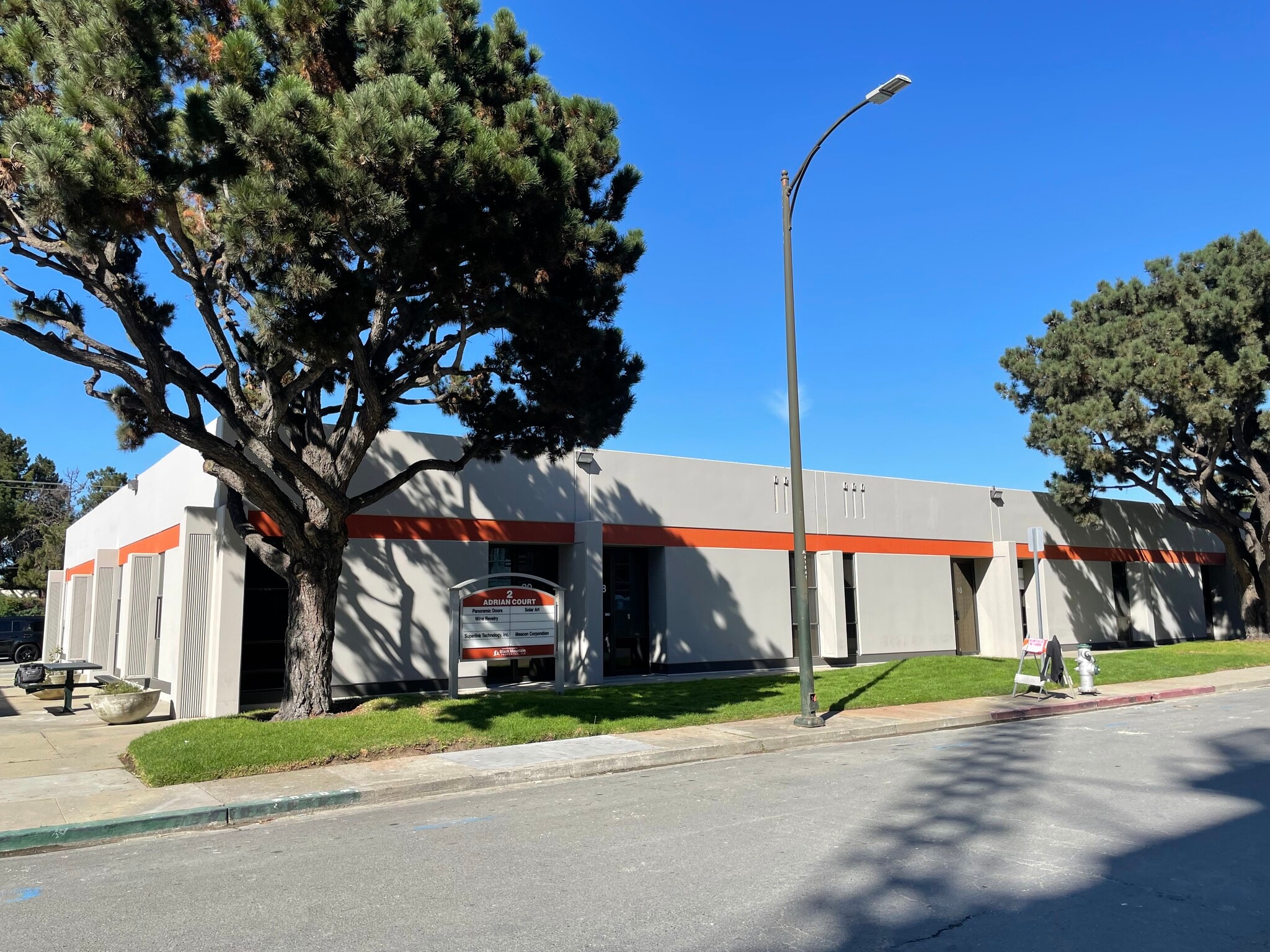 2-42 Adrian Ct, Burlingame, CA for lease Building Photo- Image 1 of 4