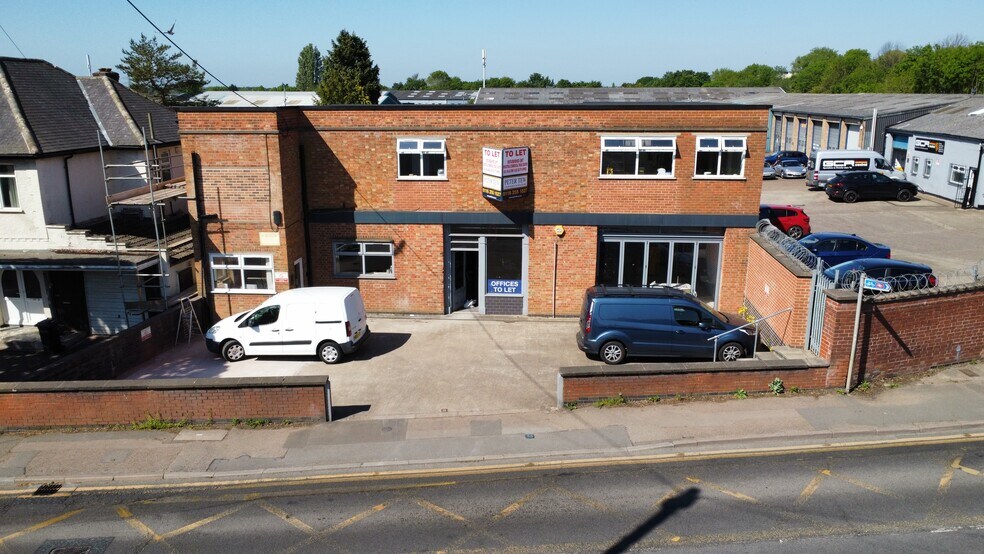 31 Saffron Rd, Wigston à louer - Photo du bâtiment - Image 1 de 3