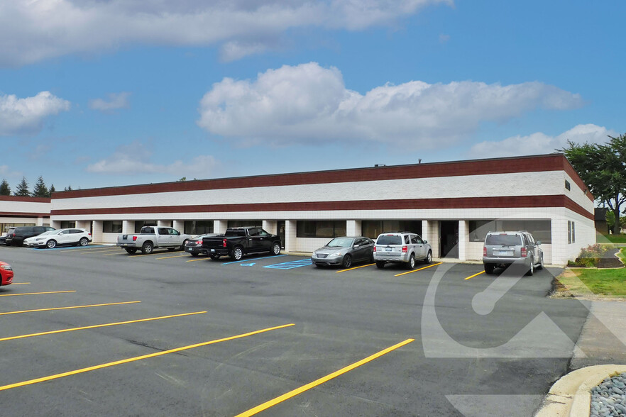 47850-47874 West Rd, Wixom, MI for lease - Building Photo - Image 1 of 1