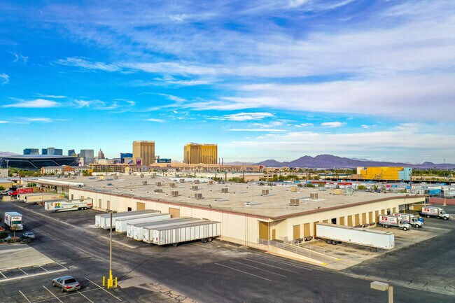 Plus de détails pour 6065 Polaris Ave, Las Vegas, NV - Industriel à louer