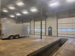 819 St J.-Ambroise-Craig, Lévis, QC for lease Interior Photo- Image 1 of 3