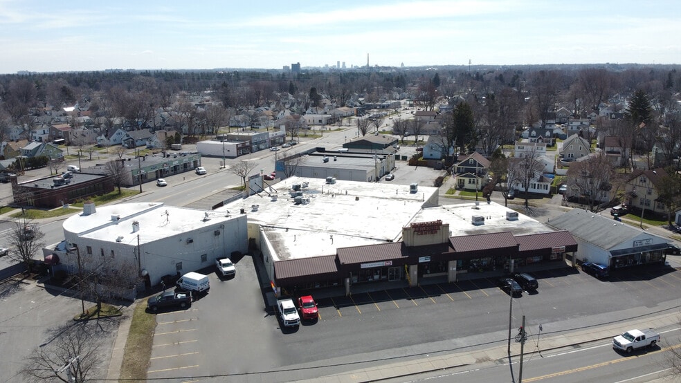 579 Stone Rd, Greece, NY for sale - Building Photo - Image 2 of 8