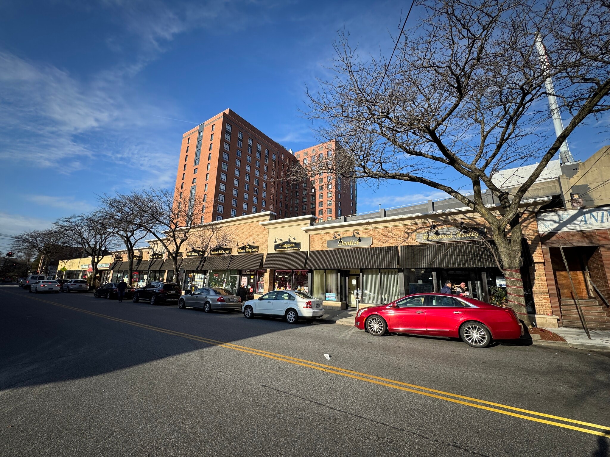 19-31 W Grand St, Mount Vernon, NY for lease Primary Photo- Image 1 of 7