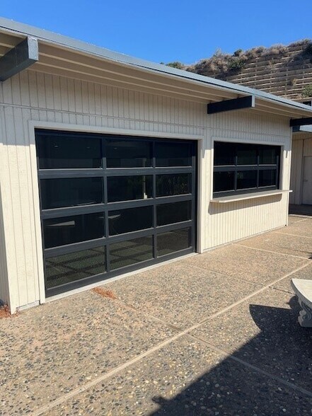 3443 Tripp Ct, San Diego, CA à louer - Photo du bâtiment - Image 2 de 3