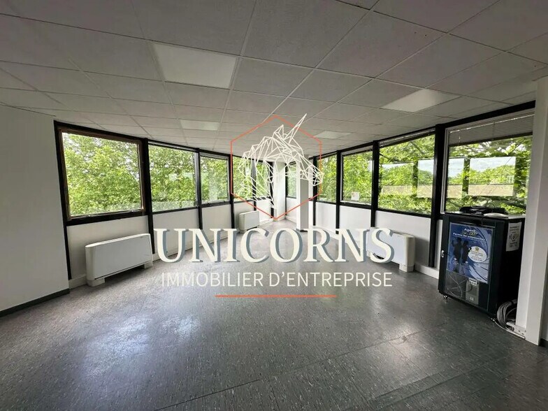 Bureau dans Labège à louer - Photo du bâtiment - Image 2 de 4