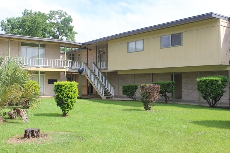 1500 Link Ave, Orange, TX à vendre - Photo du bâtiment - Image 3 de 12