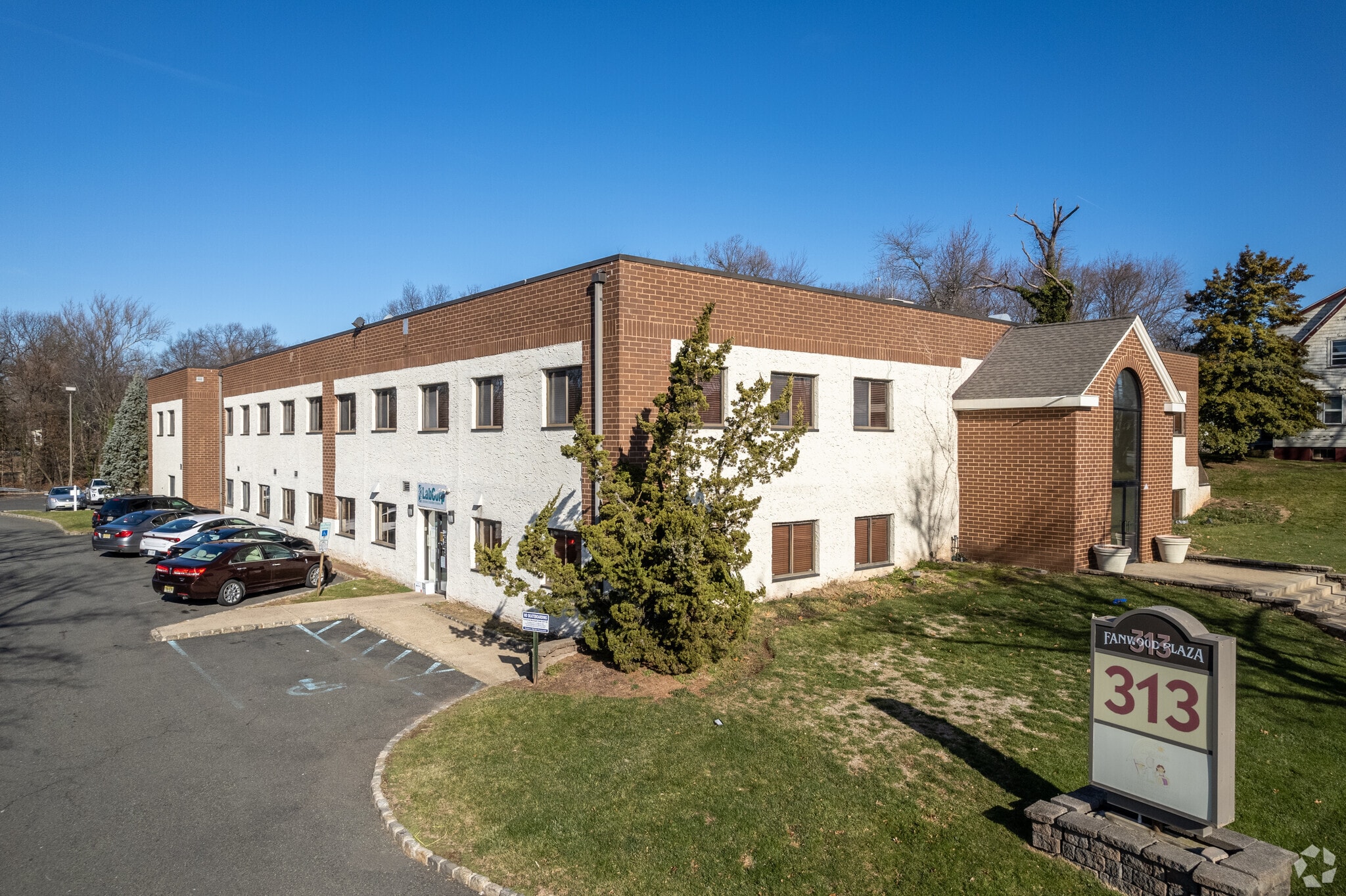 313 South Ave, Fanwood, NJ for lease Primary Photo- Image 1 of 44