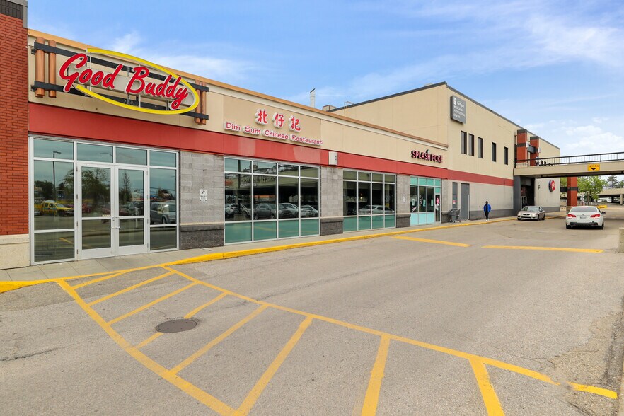 9499 137th Ave NW, Edmonton, AB à louer - Photo du bâtiment - Image 3 de 16