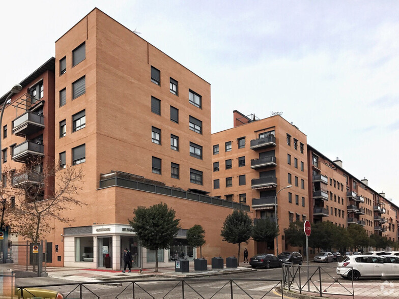 Avenida Libertad, Alcorcón, Madrid à louer - Photo principale - Image 1 de 3