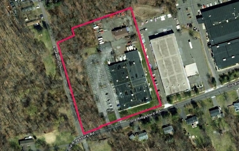 55 Old Ridgebury Rd, Danbury, CT for lease Interior Photo- Image 1 of 1