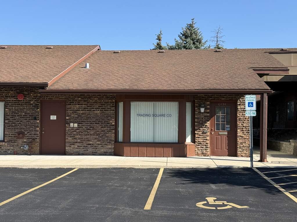 6434 Cass Ave, Westmont, IL à vendre Photo du bâtiment- Image 1 de 1