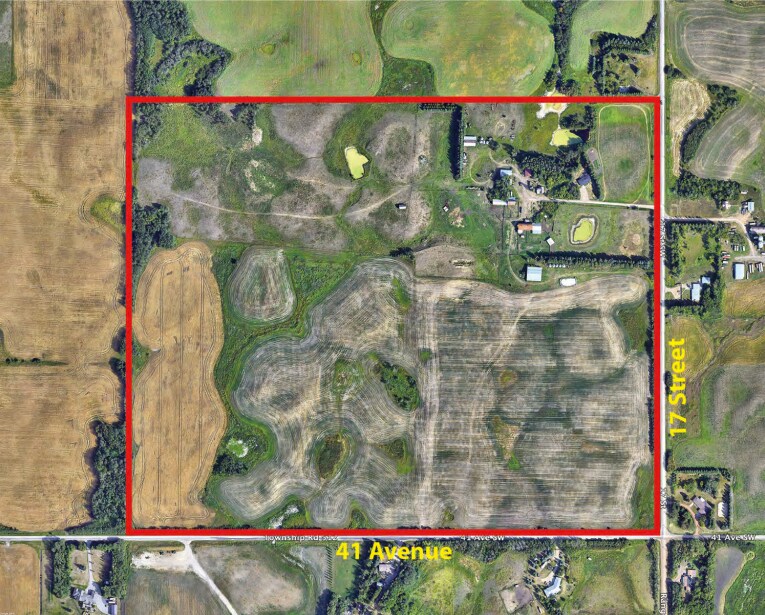 3560 17 St SW, Edmonton, AB à vendre Photo principale- Image 1 de 1